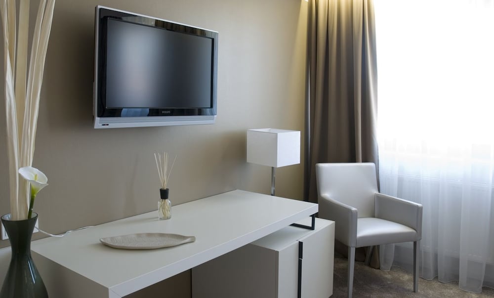Pearl Hotel 7