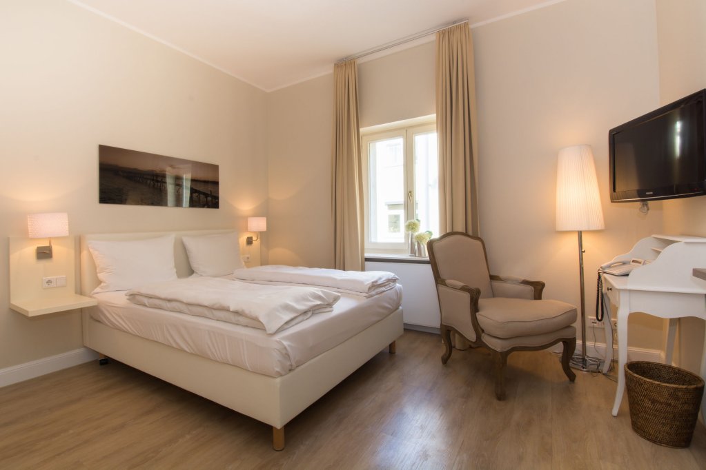 Living am Carlsplatz Apartment 4