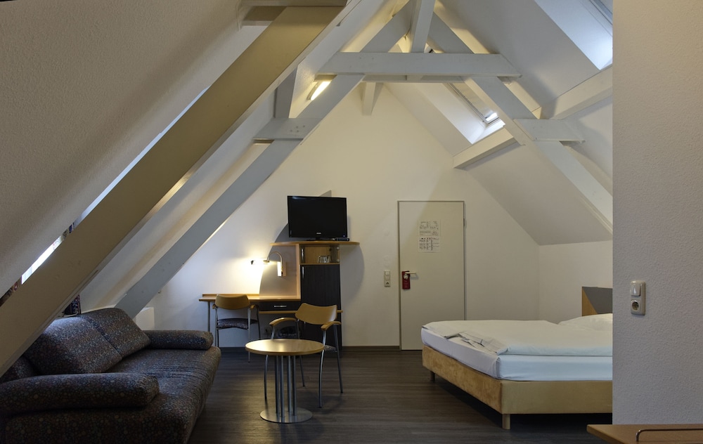 Hotel Opera 18