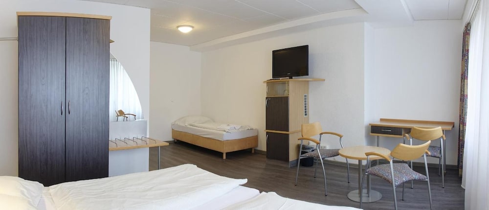 Hotel Opera 6