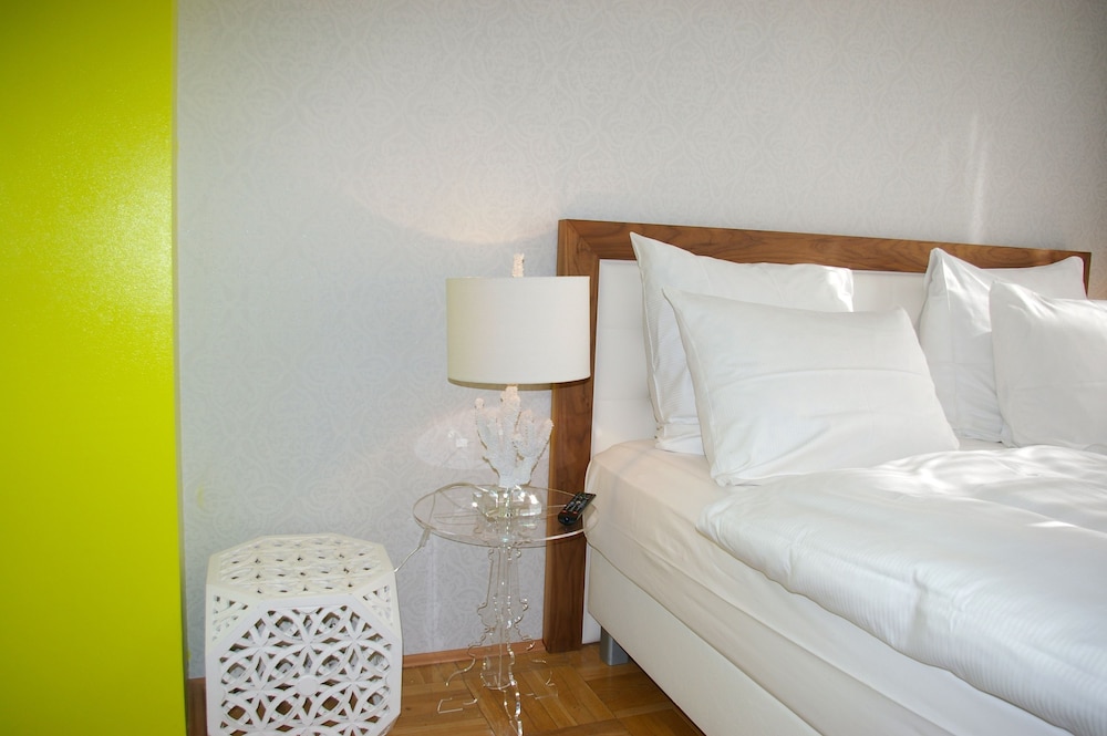 The Suite Hotel Garden 5