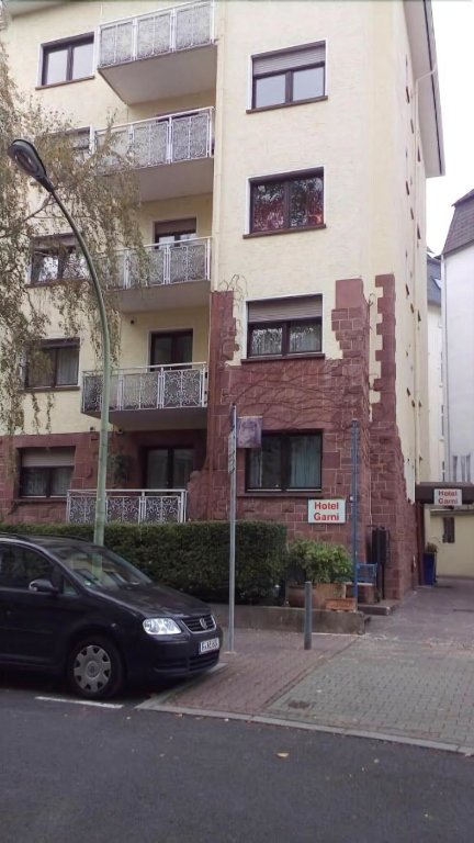 Hotel Garni Frankfurt 15