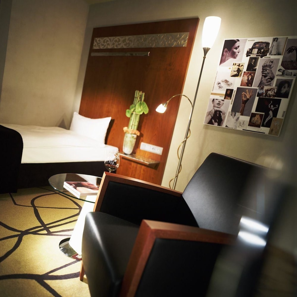 Turm Hotel 4