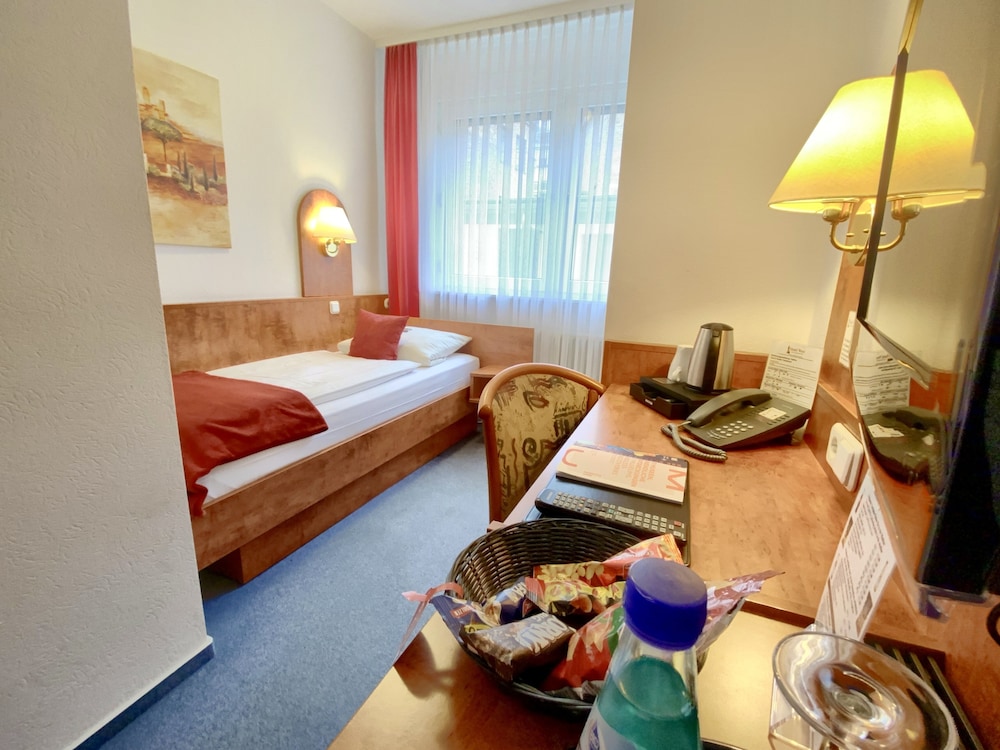 West an der Bockenheimer Warte 21