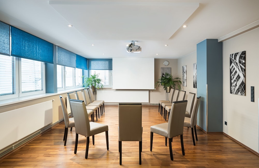 Leonardo Hotel Berlin 21