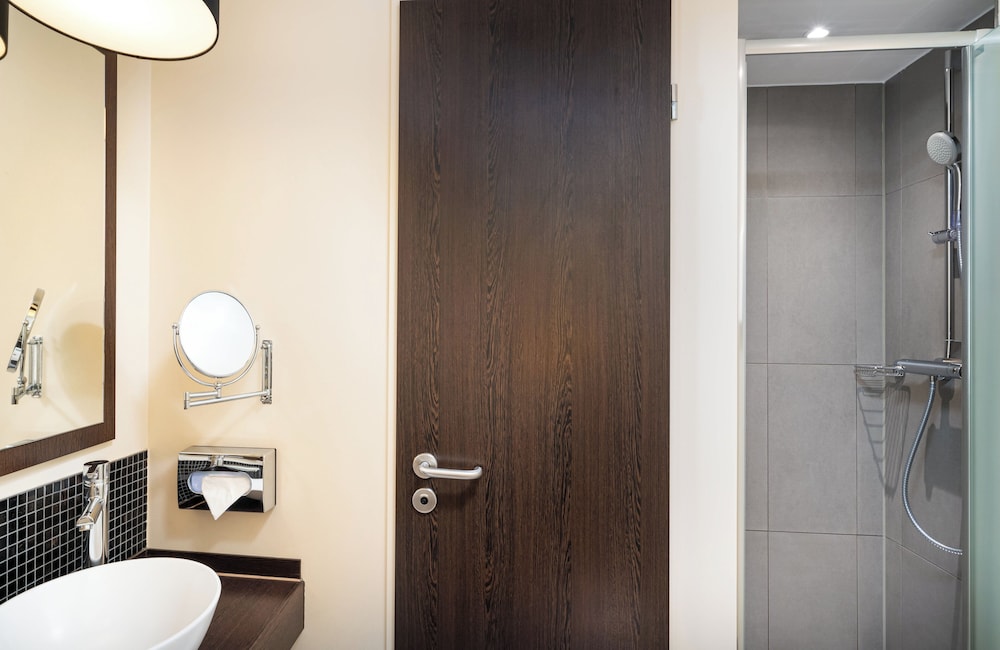 Leonardo Hotel Berlin 12