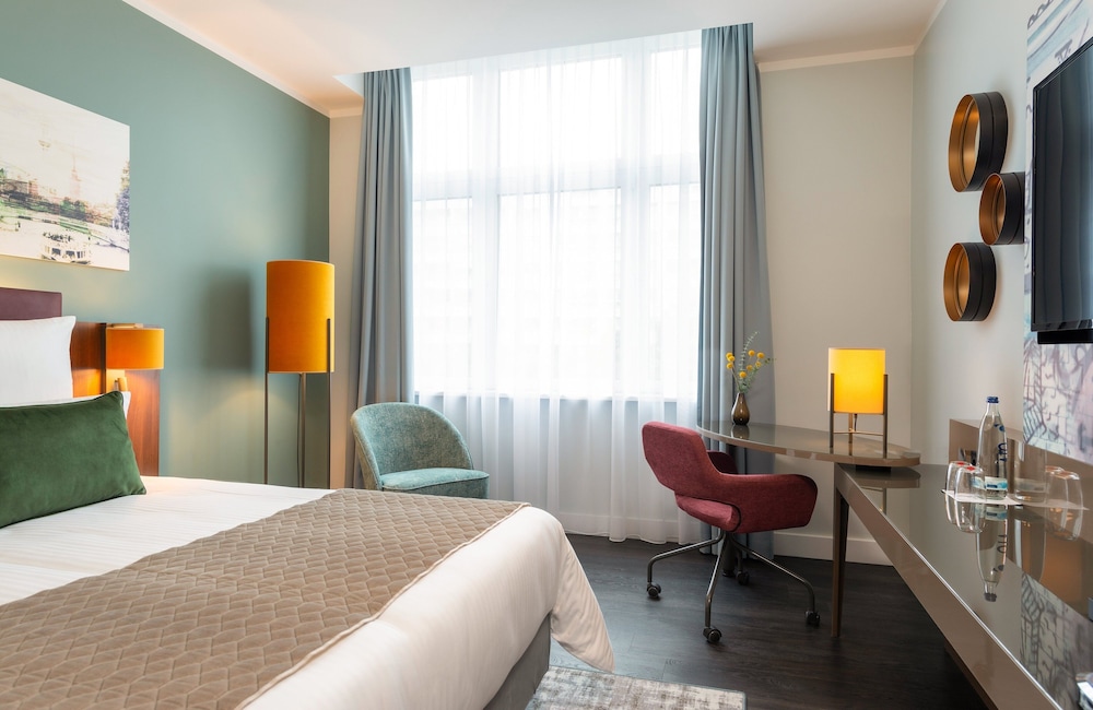 Leonardo Royal Hotel Berlin Alexanderplatz 8