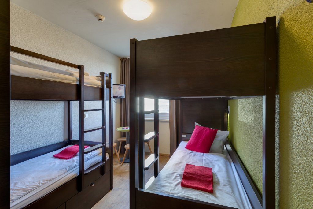 Meininger Hotel Berlin Hauptbahnhof 5