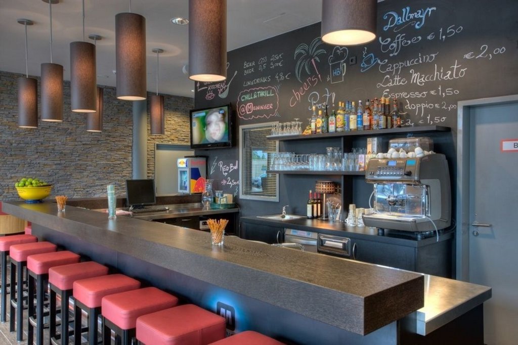 Meininger Hotel Berlin Hauptbahnhof 11