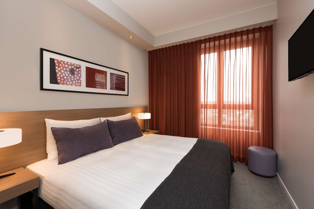 Adina Apartment Hotel Frankfurt Neue Oper 6