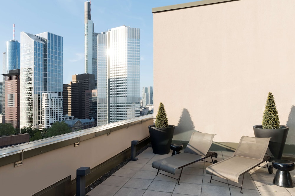 Adina Apartment Hotel Frankfurt Neue Oper 21