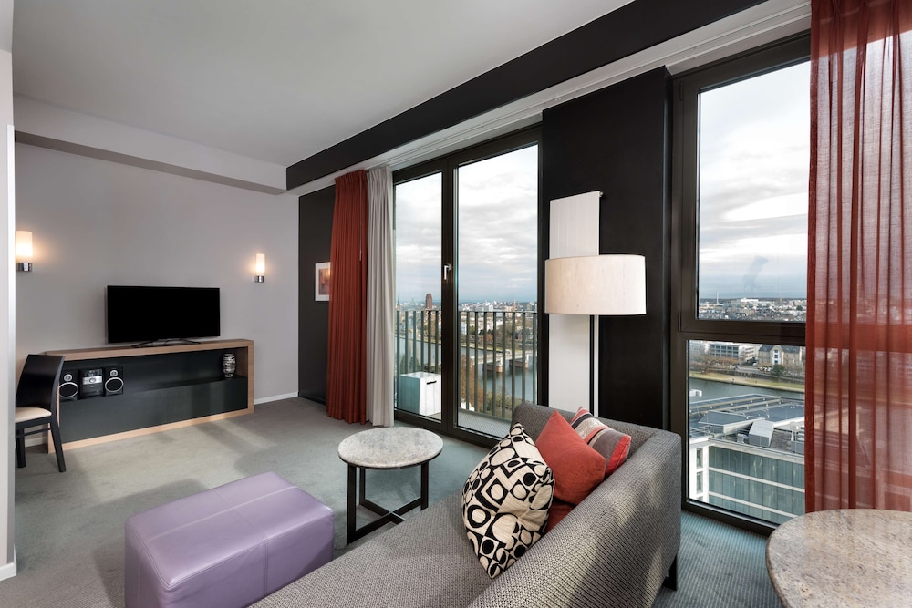 Adina Apartment Hotel Frankfurt Neue Oper 7