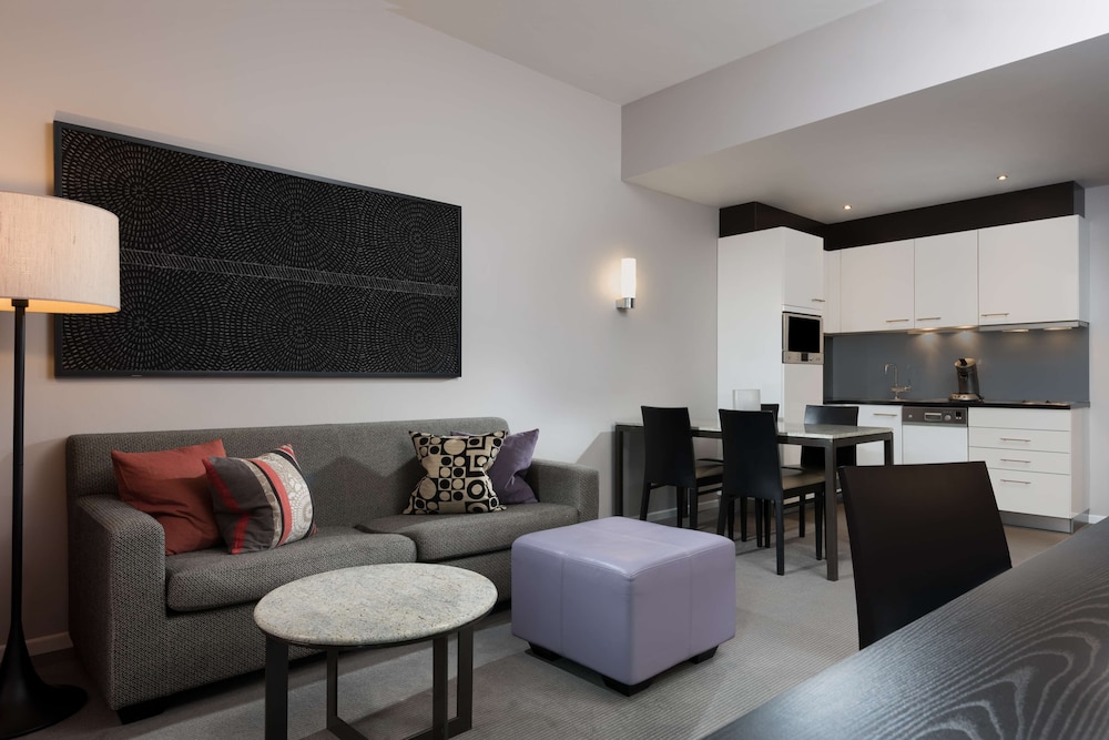 Adina Apartment Hotel Frankfurt Neue Oper 8