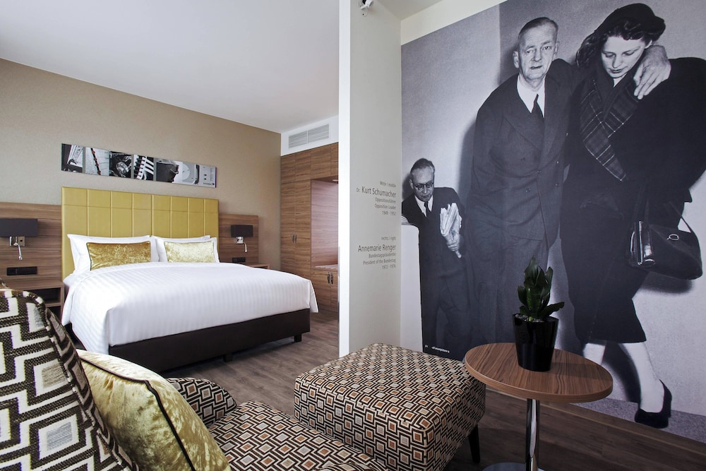 Radisson Blu Hotel, Bonn 12
