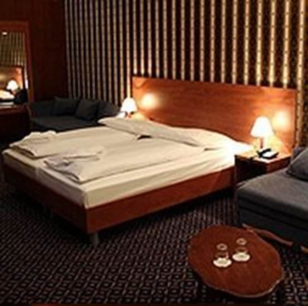 City Hotel Kurfürstendamm 10