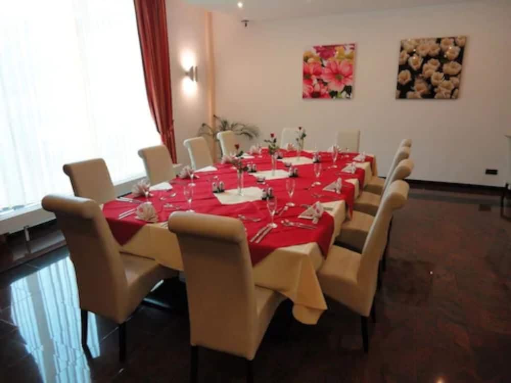 Grand Hotel Dream 16