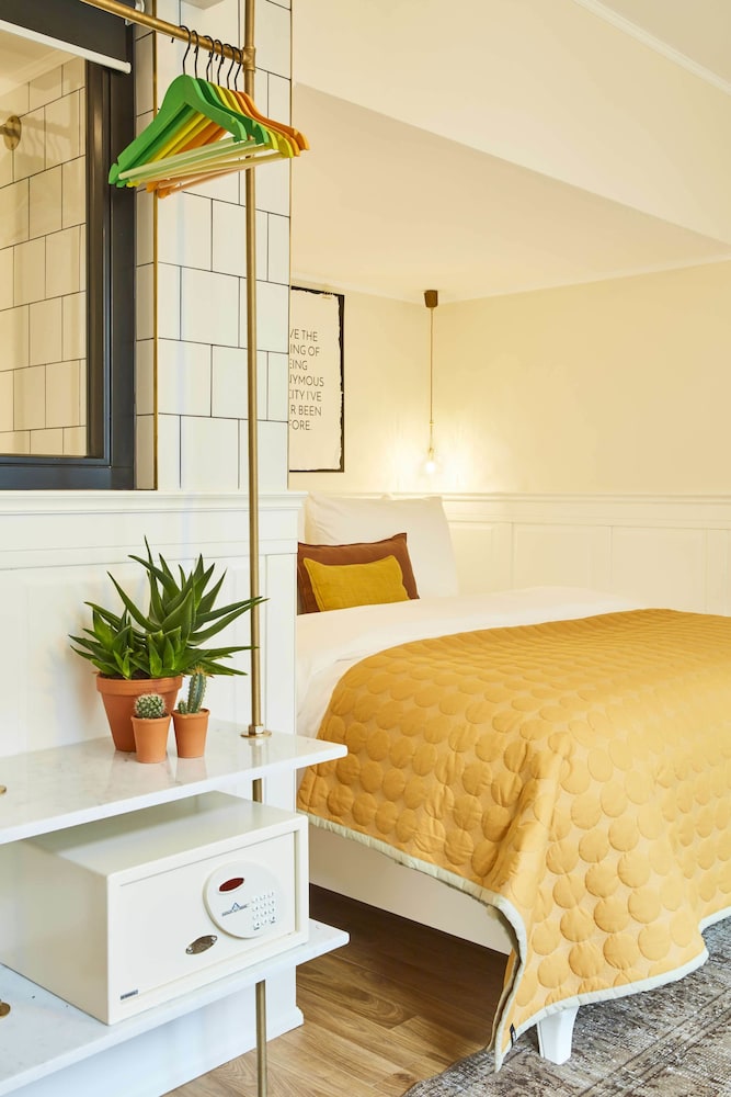 Max Brown Hotel Midtown 8