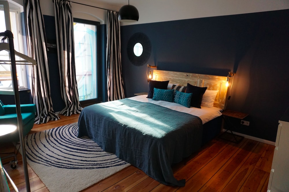 Brilliant Apartments 2