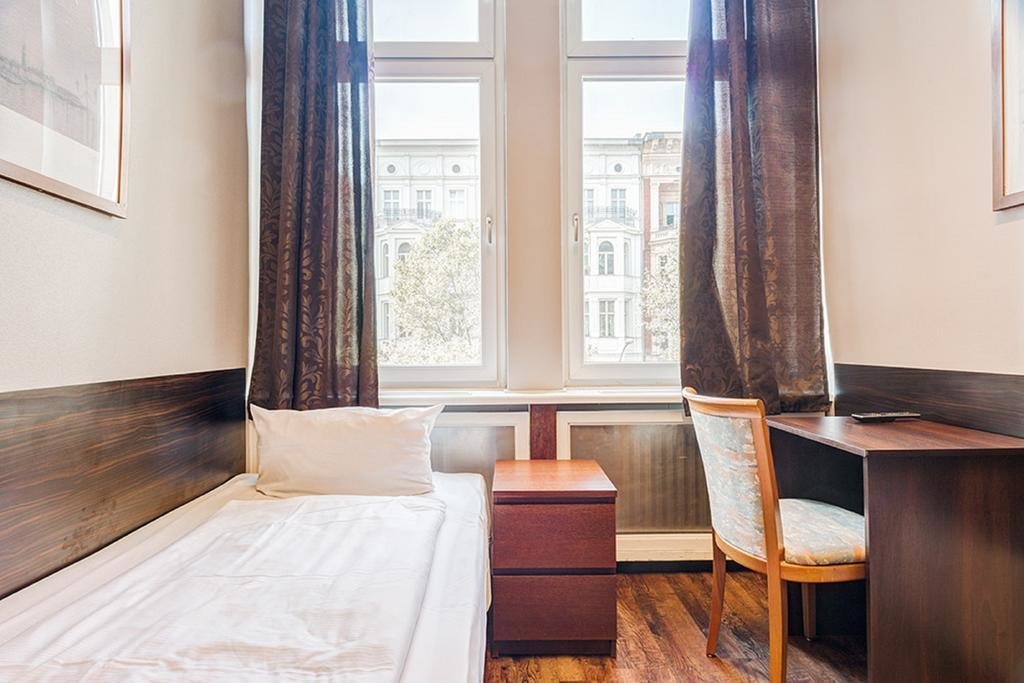 Potsdamer Inn 8