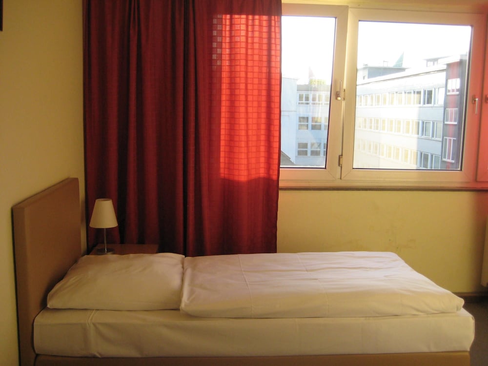 Pension Alpha Frankfurt City 5