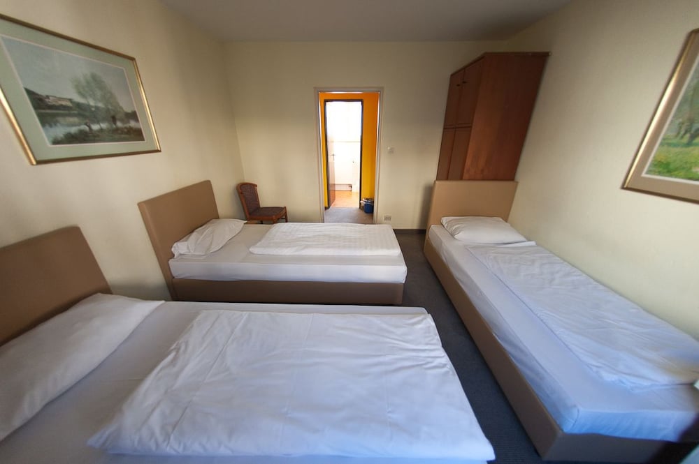 Pension Alpha Frankfurt City 6