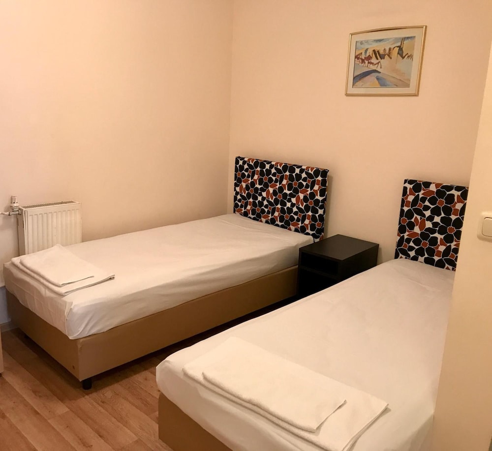 Pension Alpha Frankfurt City 23