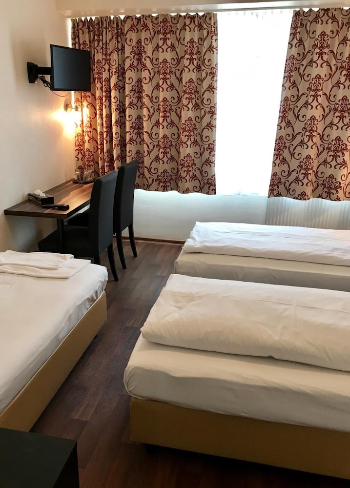 Pension Alpha Frankfurt City 18