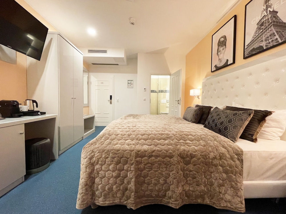 Rhein-Hotel St.Martin 8