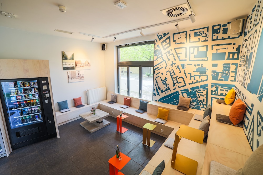 H+ Hotel 4Youth Berlin 3