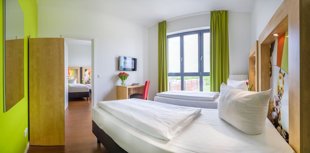 H+ Hotel 4Youth Berlin 16