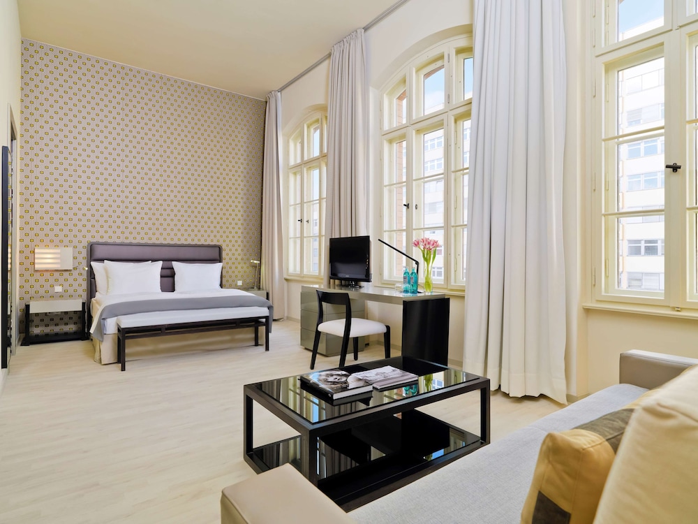 H10 Berlin Ku'Damm 15