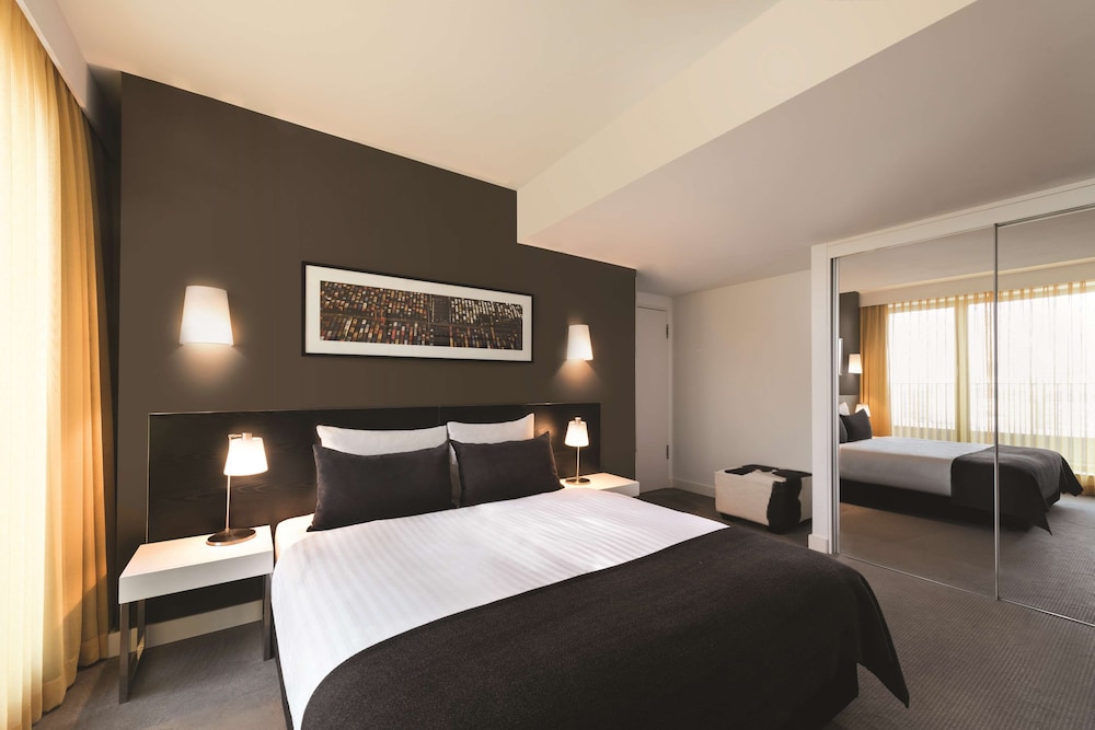 Adina Apartment Hotel Berlin Hackescher Markt 11