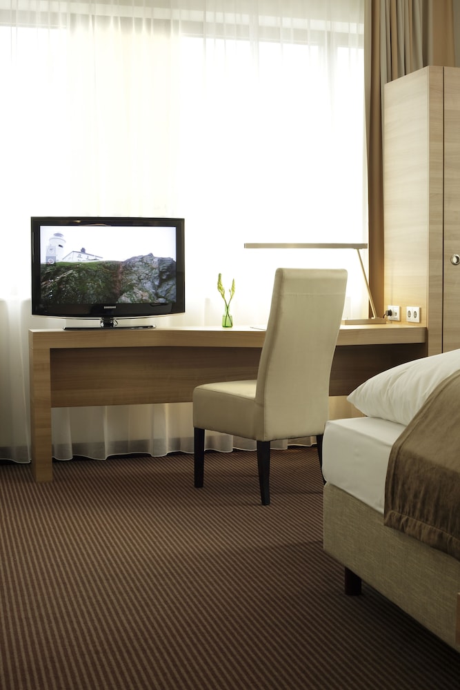 H4 Hotel Berlin Alexanderplatz 17
