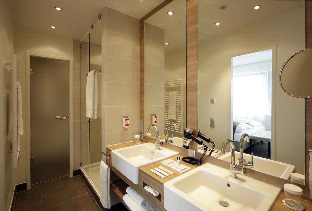 H4 Hotel Berlin Alexanderplatz 20