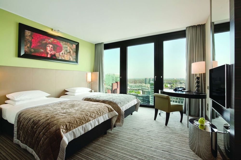 Hyatt Regency Düsseldorf 12