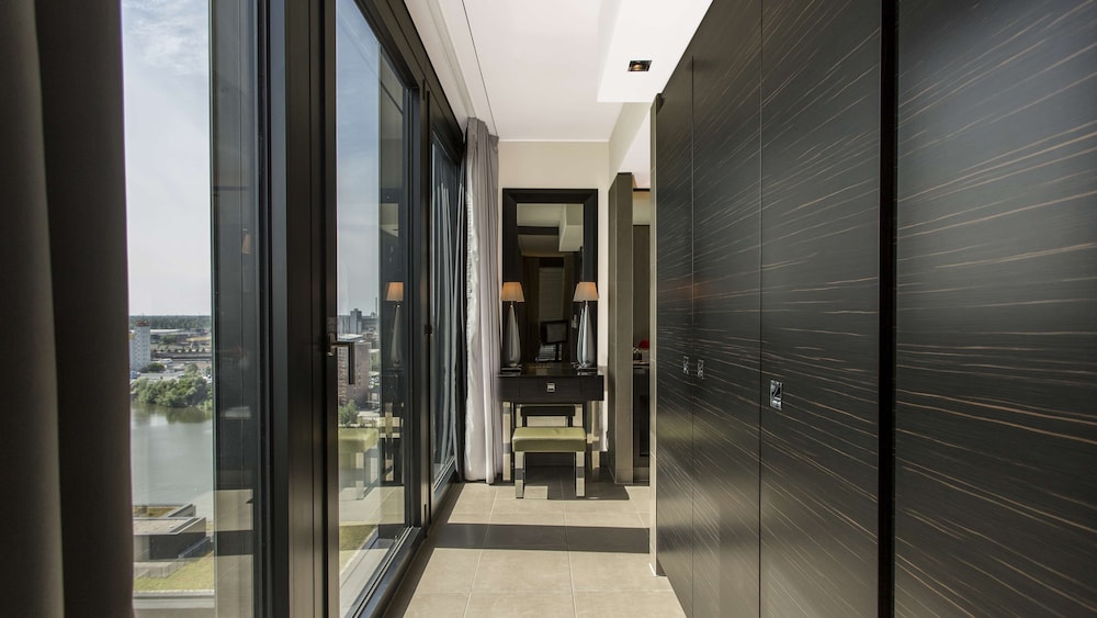 Hyatt Regency Düsseldorf 14