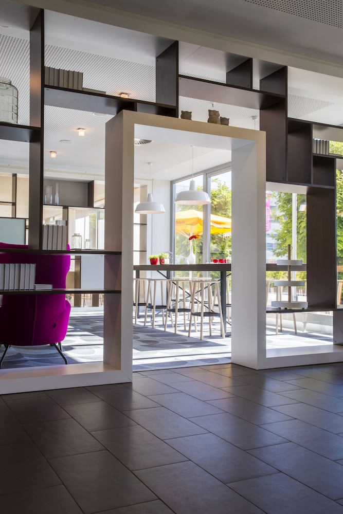 Park Inn by Radisson Frankfurt Airport 1