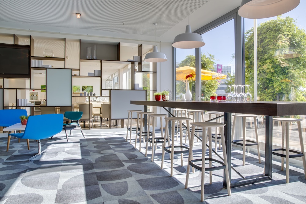 Park Inn by Radisson Frankfurt Airport 10