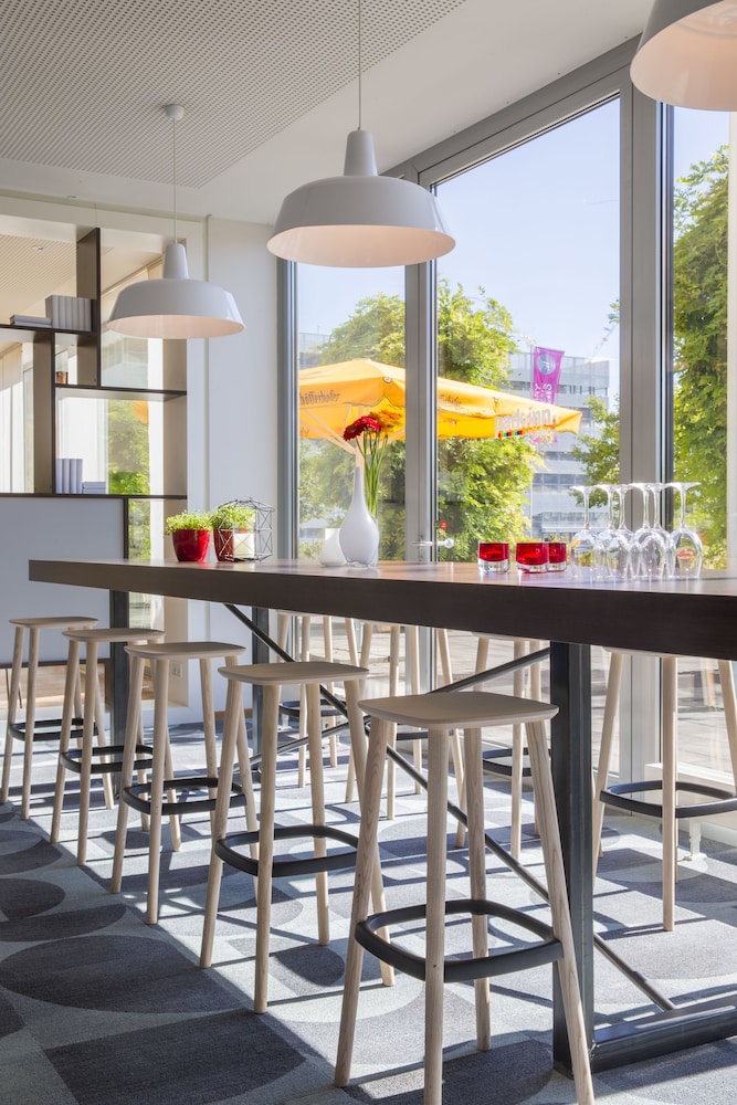 Park Inn by Radisson Frankfurt Airport 9