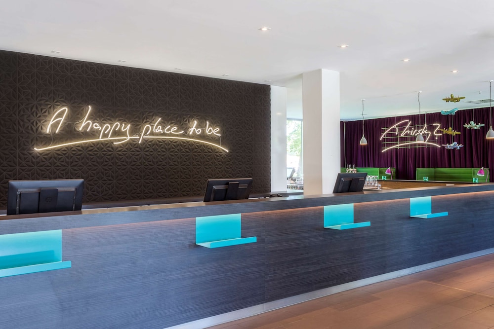 Park Inn by Radisson Frankfurt Airport 8