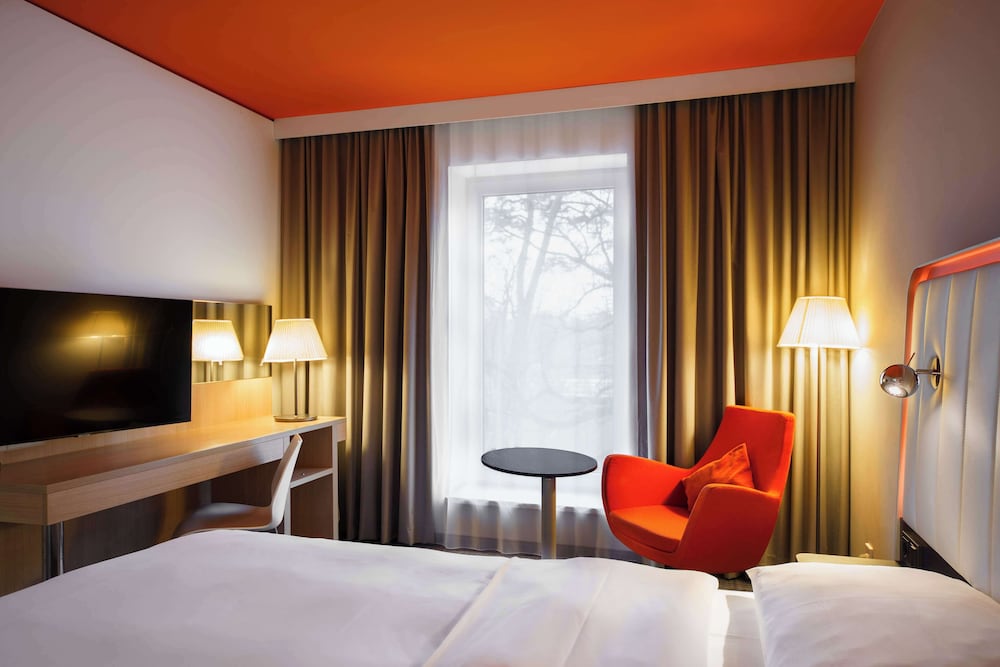 Park Inn by Radisson Frankfurt Airport 15