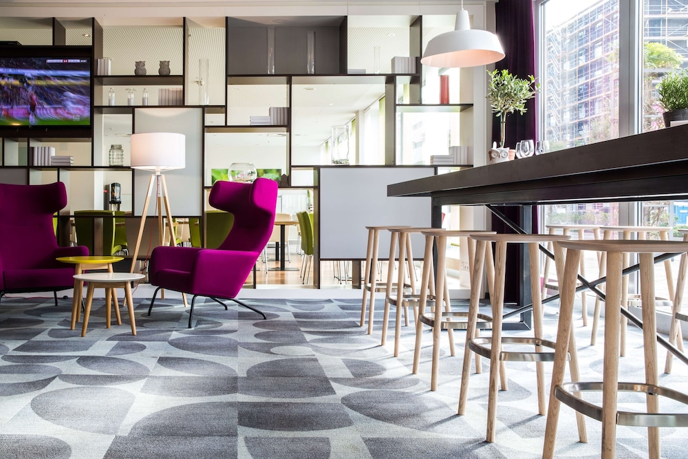 Park Inn by Radisson Frankfurt Airport 5