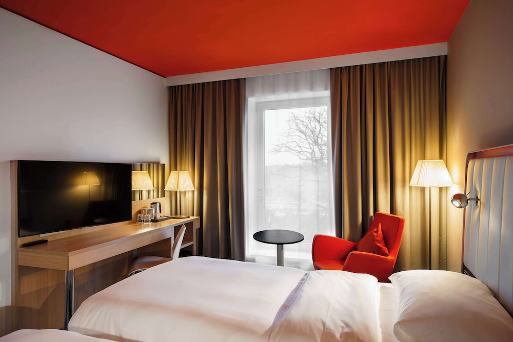 Park Inn by Radisson Frankfurt Airport 19