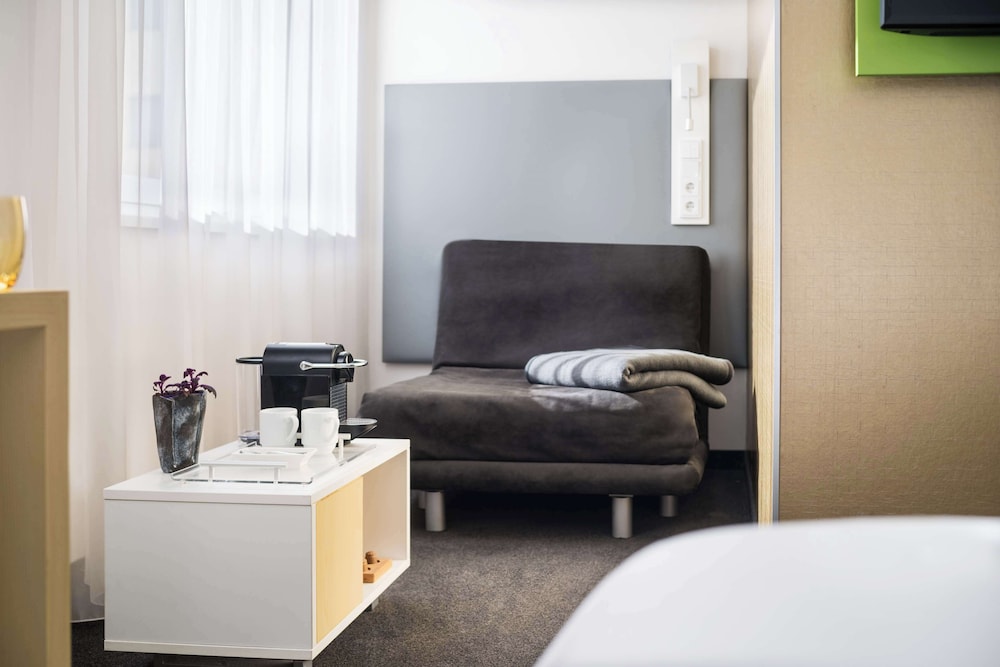 Lindner Hotel Frankfurt Sportpark 1