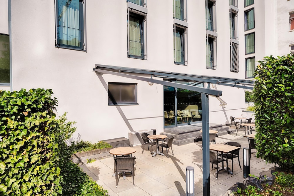 Premier Inn Frankfurt City Europaviertel 23