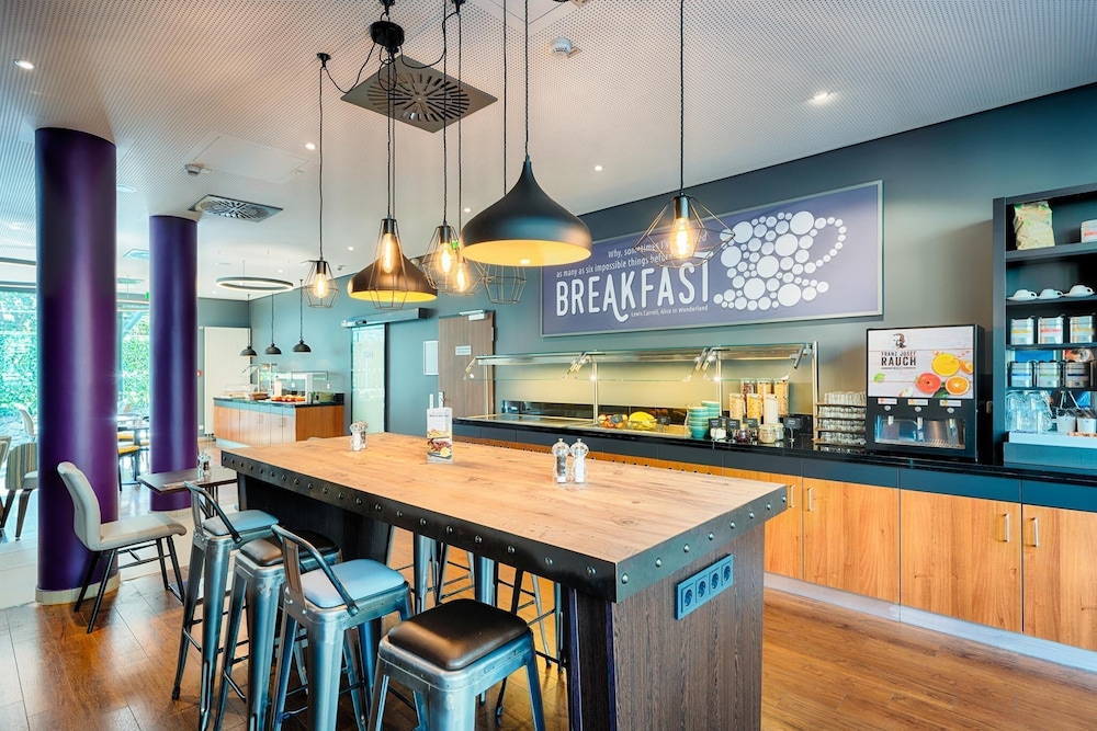 Premier Inn Frankfurt City Europaviertel 18