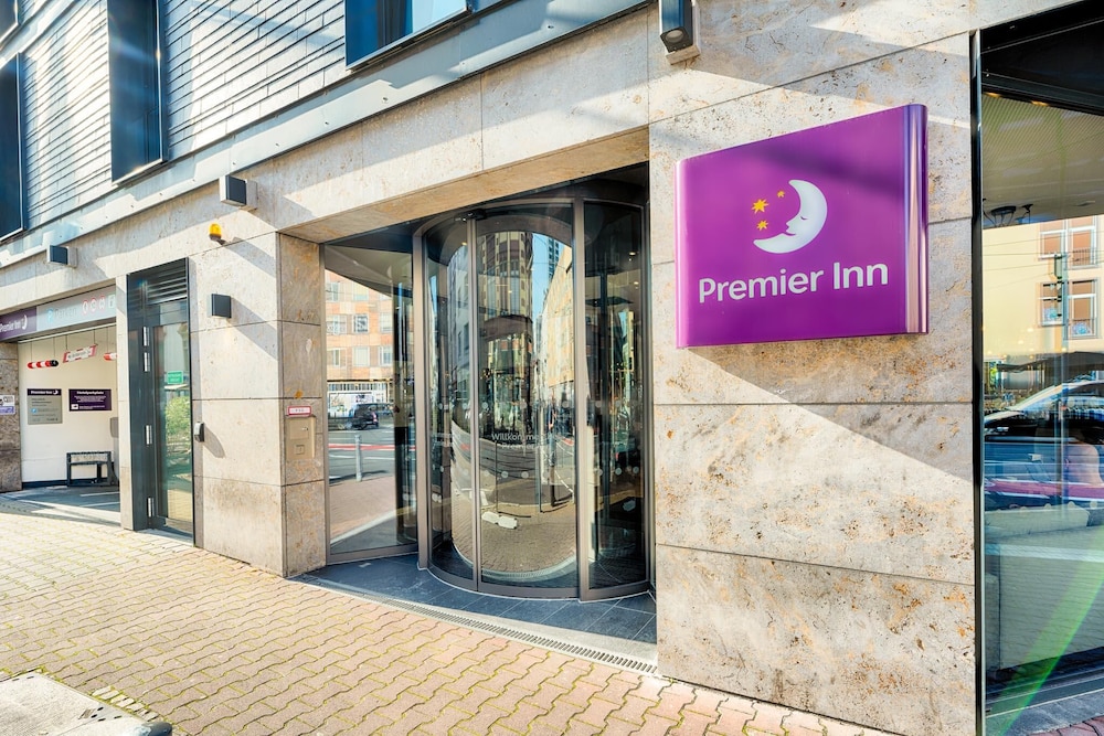Premier Inn Frankfurt City Europaviertel 22