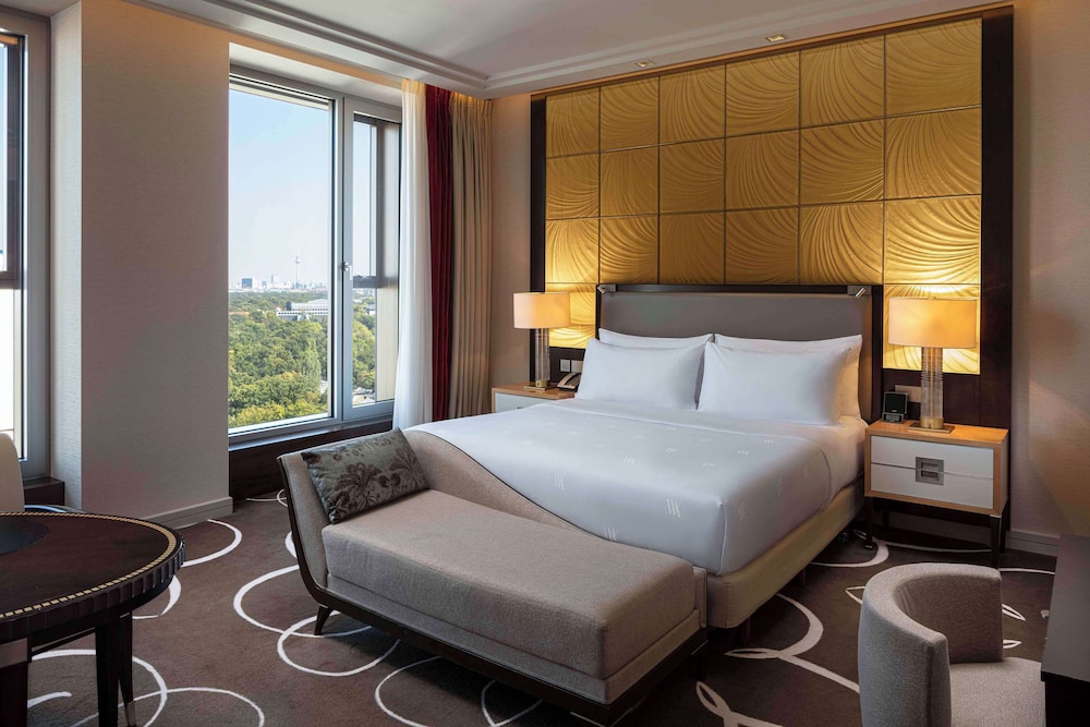 Waldorf Astoria Berlin 15
