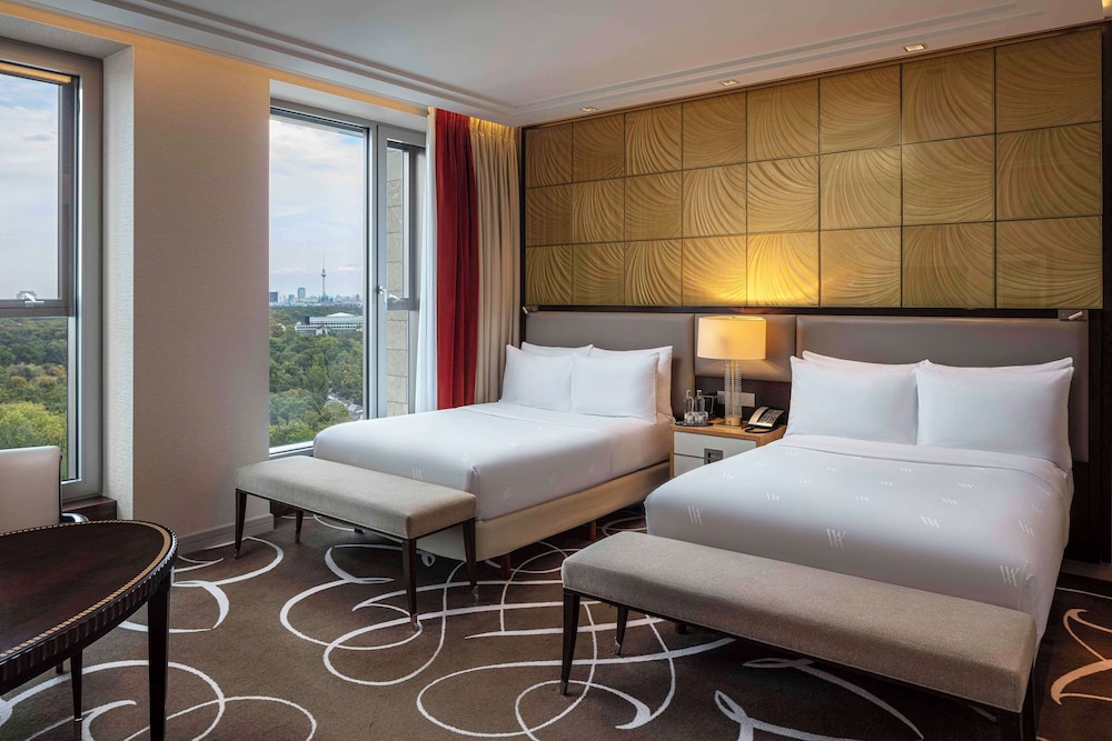 Waldorf Astoria Berlin 13