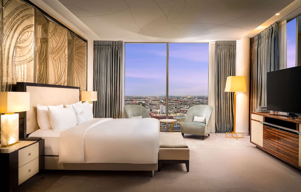 Waldorf Astoria Berlin 1